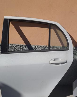 PORTA TOYOTA YARIS 2008