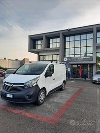 Opel Vivaro 27 1.6 CDTI 120CV PC-TN PR.IVATOFurgon