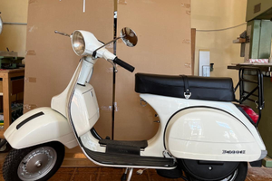 Vespa PE200 senza frecce anno 1978