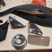 Yamaha tmax 2006 ricambi carene e plastiche varie