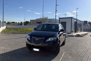Lancia Ypsilon  0.9 TwinAir Metano
