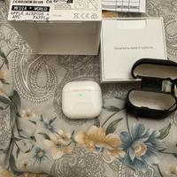 AIRPODS 4  cancellazione del rumore attiva