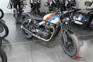 TRIUMPH Speed Twin 900