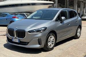 BMW 220 i 48V Active Tourer
