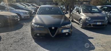 Alfa Romeo Giulia 2016 - 2.2 Td 180cv AT8 Super Lb