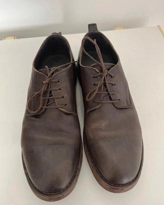 MOMA Derby in pelle