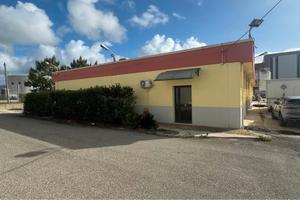 Capannone zona industriale Lamezia