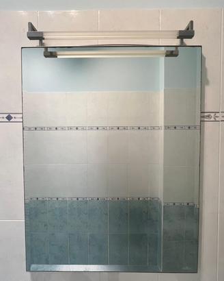 Specchio bagno con luce