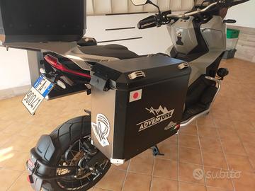 moto Honda x adv 750