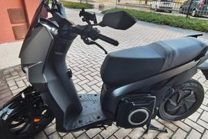 SEAT MÓ 125 scooter elettrico TOP! Andreani MHS 