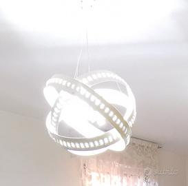 lampadario moderno bianco e cristallo