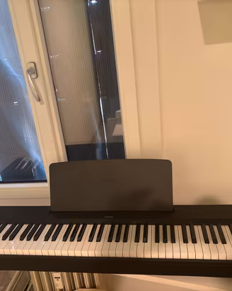 Yamaha P-145 Digital Piano