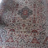 tappeto in lana persiano 