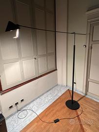 Piantana Nestore - Artemide - Design italiano