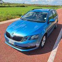 SKODA Octavia 1.6 TDI CR 115 CV Wagon Executive