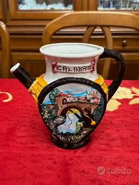 Brocca in ceramica decorativa