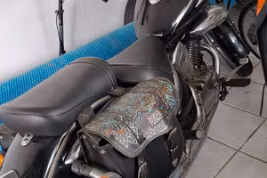 Suzuki Intruder 250 - solo 19.000 km