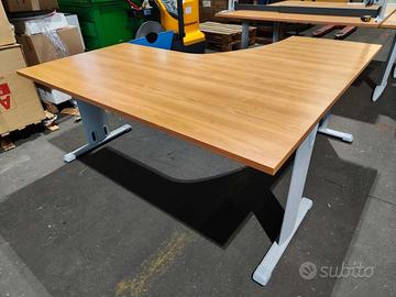 SCRIVANIA ANGOLARE A PENISOLA 160x160 LAS