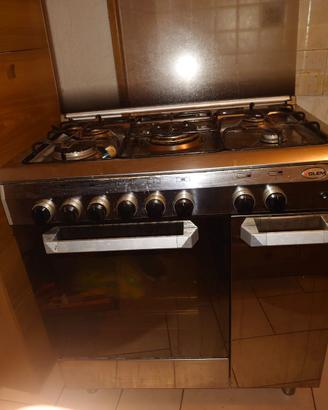 Piano cottura con forno cucina libera installazion