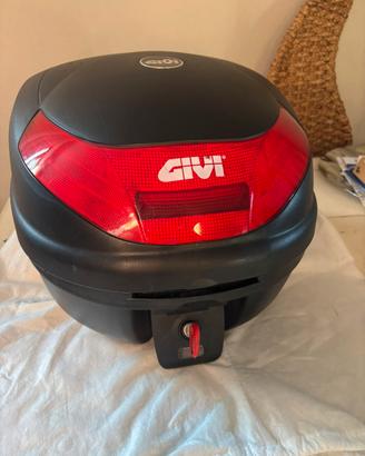 Accessori moto bauletto GIVI