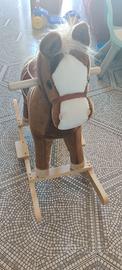 Cavallo a dondolo