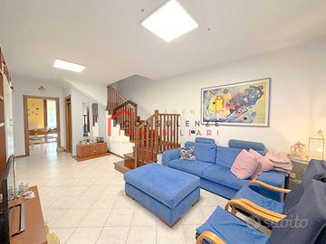 Casa indipendente: 3 camere e 2 bagni