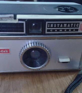 Macchina fotografica Instamatic 104 camera Kodak