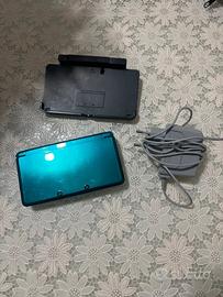 Nintendo 3DS verde acqua con FIFA 14