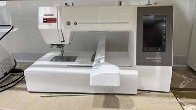 Macchina per cucire e ricamare