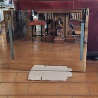 Specchio retroilluminato più suono