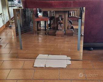 Specchio retroilluminato più suono