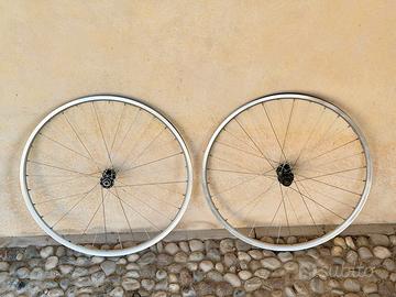 Ruote Mavic 220 CODA 700 Shimano Deore LX 26"