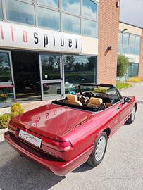 Alfa Romeo Spider 2.0i Targa Oro Asi