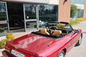 Alfa Romeo Spider 2.0i Targa Oro Asi