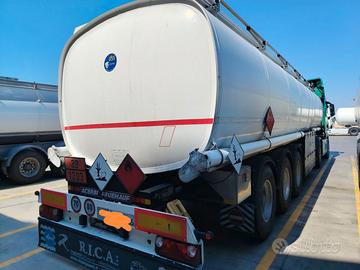 Semirimorchio trasporto carburanti