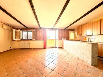 Quadrilocale viale Virgilio 39, Borgo, Taranto