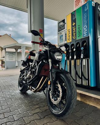 Yamaha MT07 2017