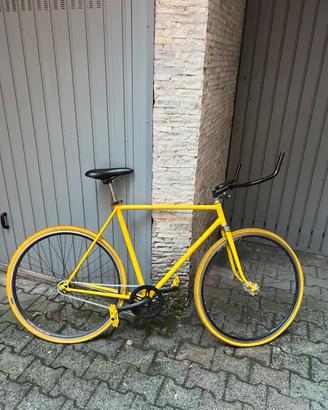 Bici scatto fisso