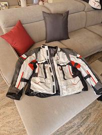 Completo giacca e pantaloni