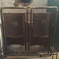 Antiquariato letto in ferro e ottone