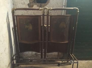 Antiquariato letto in ferro e ottone