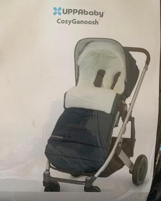 Carrozzino UPPABABY CRUZ  completo di tutto.