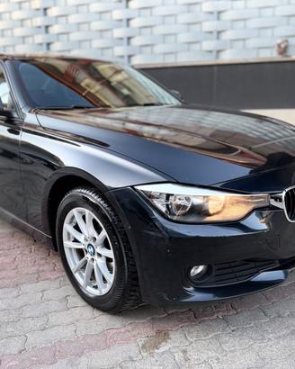Bmw 318 d 143 CV Modern Cambio Autom 2015