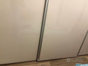 Cabina armadio ante scorrevoli Aliante di De Rosso