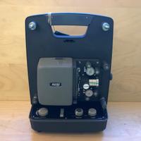 Vecchio proiettore Elmo FP 8mm