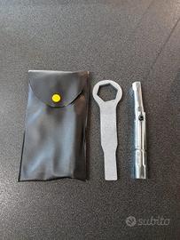 ATTREZZI CHIAVI YAMAHA PER YZF - R6 2008-