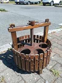 porta bottiglie  strettoio