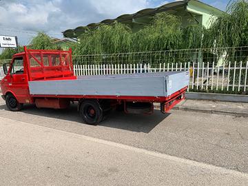 35.8 cassone fisso da  giardiniere