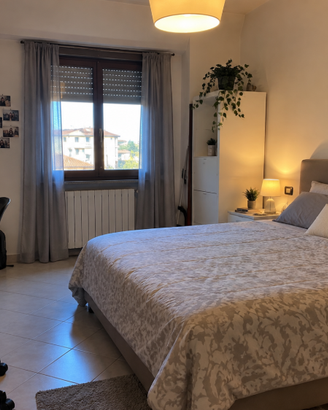 Stanza arredata a Varese zona Università Insubria