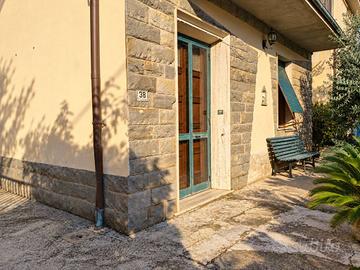Villa di 165 m² con più di 5 locali e box auto dop